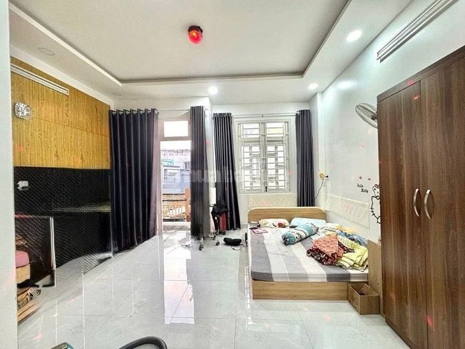 Giảm 200tr, Bán gấp nhà Lê Tự Tài,P4,Phú Nhuận giá 3 tỷ150/32m2,SHR