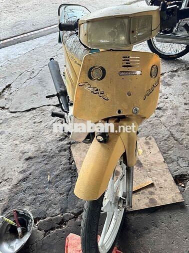 cần bán xe 50 hàn quốc màu vàng Vàng