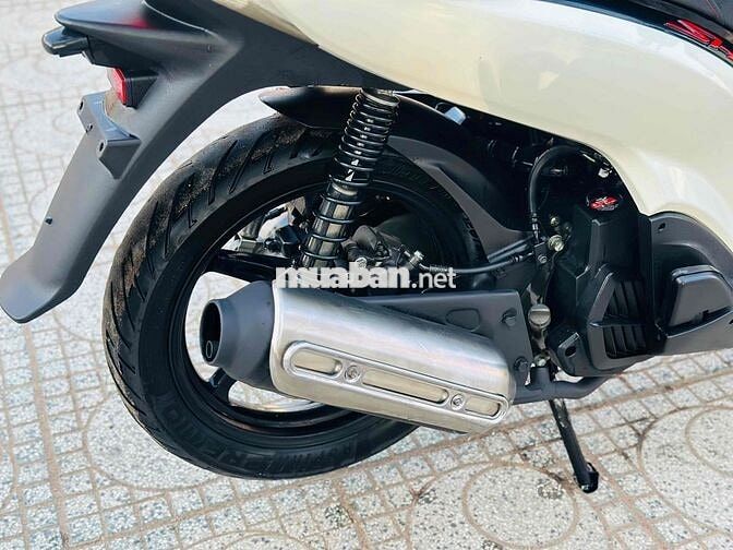SH150i ĐKLĐ 2016 SMARTKEY ODO THẤP LÊN FULL SH Ý
