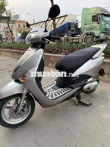 Honda Lead 2011 màu Bạc