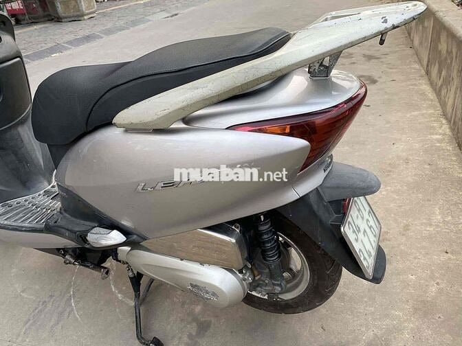 Honda Lead 2011 màu Bạc