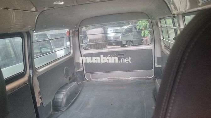 Toyota Hiace Van 3 chỗ 940kg 2006 Máy dầu