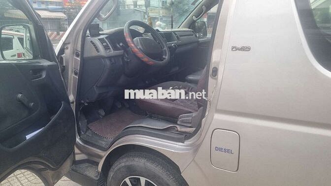 Toyota Hiace Van 3 chỗ 940kg 2006 Máy dầu