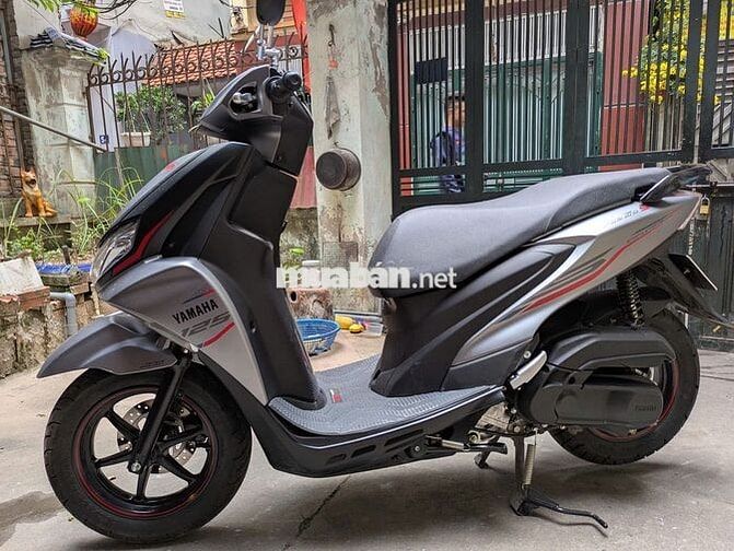 Yamaha FreeGo 125 S 2025 Xám bạc