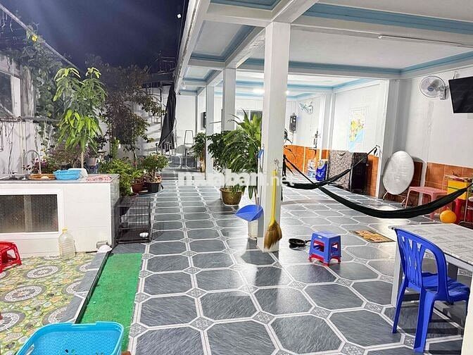 QL1A- Bán đất cực rộng và nhà khang trang gần chợ Khúc Tréo