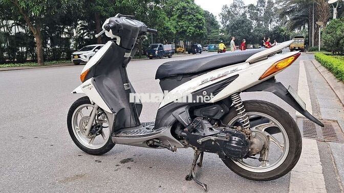 Honda Click Trắng 