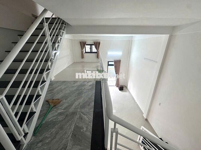 CHO THUÊ NHÀ NGUYÊN CĂN ĐƯỜNG NGUYỄN TRUNG TRỰC FULL NỘI THẤT