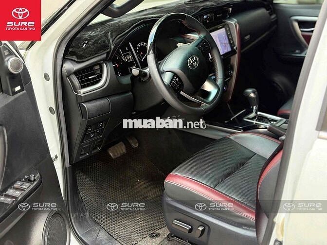 Toyota Fortuner Legender 2022 35.000KM