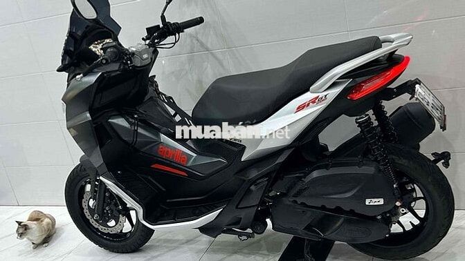 Aprilia SR GT 200