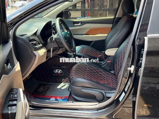 Hyundai Accent model 2022 số tự động màu đen