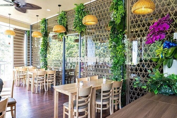 Tuyển Lễ tân Nữ Ca Sáng
