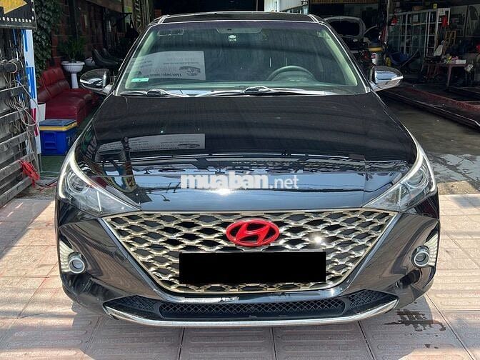 Hyundai Accent model 2022 số tự động màu đen