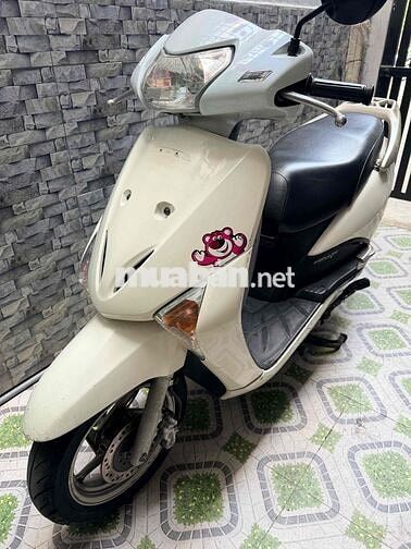 Honda SCR 110 Trắng