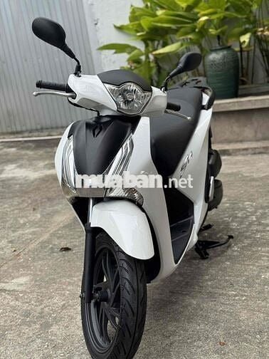 SH 150 Trắng xe đẹp 2 giơng 2 khoá theo xe