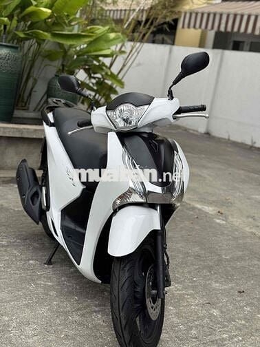SH 150 Trắng xe đẹp 2 giơng 2 khoá theo xe