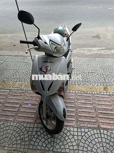 Honda Lead màu Bạc