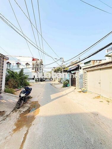 BÁN NHÀ SHR LÔ NHÌ 2295 HUỲNH TẤN PHÁT XÃ NHÀ BÈ