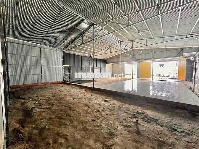 Kho 300m2 đường Trần Đại Nghĩa, bàn giao ngay
