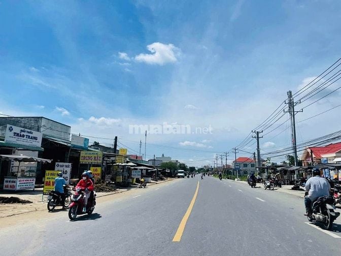 300mv Đất Ở Tại Đô Thị + 180mv Vườn Cách QL 50 chỉ 150m Cần Bán Gấp .