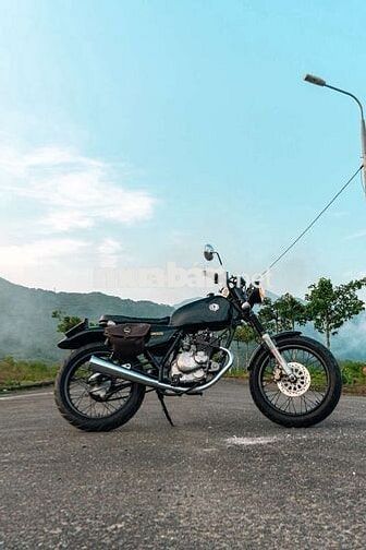 Suzuki GN125 Tracker Đen