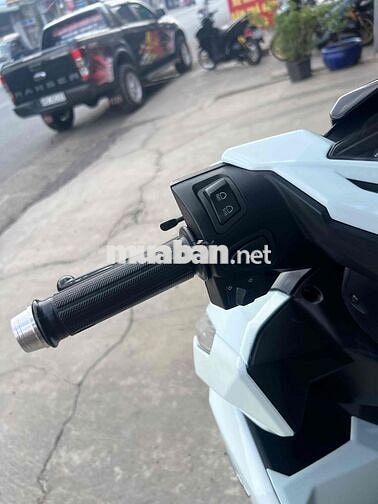 Honda Vario 150 2018 Trắng đen bán trả góp