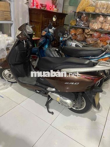 Honda Lead màu Nâu