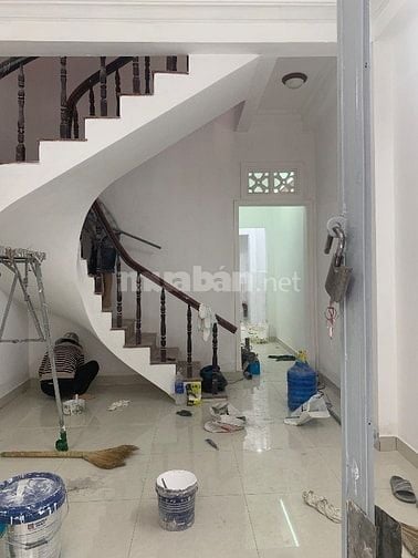 Bán nhà hxh nhựa cạnh siêu thị emart phan huy ích