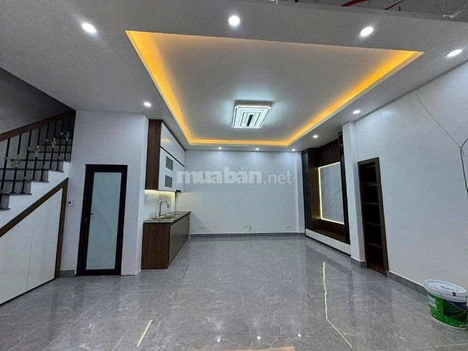 CẦN BÁN NHÀ ĐẸP LÔ GÓC PHỐ HỒ TÙNG MẬU TỪ LIÊM 40M2, Ô TÔ ĐỖ CỬA SẴN Ở