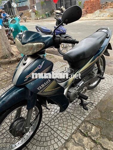 Yamaha Jupiter màu Xanh
