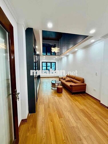 Ô tô đỗ cổng phố Hồng Mai nhà đẹp dân xây 6 tầng 35m2 x6T giá 6.5 tỷ s