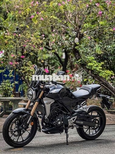 Honda CB300R Đen, có giao lưu xe.