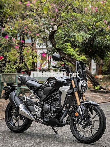 Honda CB300R Đen, có giao lưu xe.