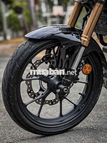 Honda CB300R Đen, có giao lưu xe.