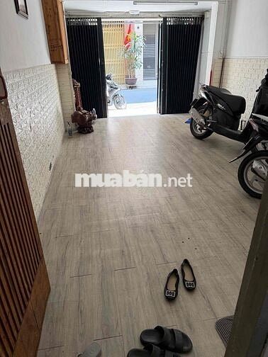 Mặt bằng cho thuê gần chợ Phạm Văn Hai