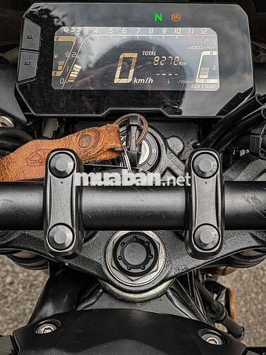 Honda CB300R Đen, có giao lưu xe.