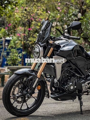 Honda CB300R Đen, có giao lưu xe.