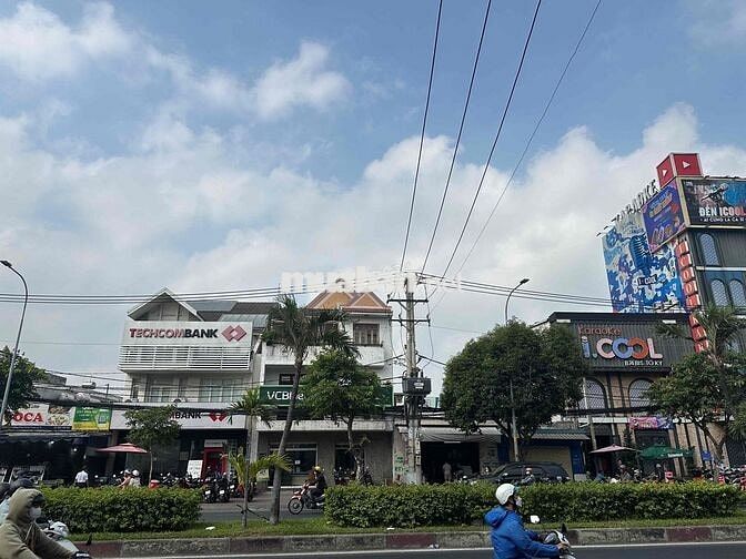 Cho Thuê Nhà Nguyên Căn Mặt Tiền Tô Ký, Chợ Cầu 18tr/th LH ***