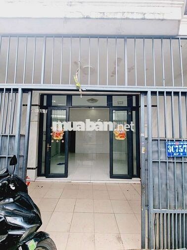 Nhà chính chủ 57m đường thanh niên chợ cầu sáng  Bình chánh