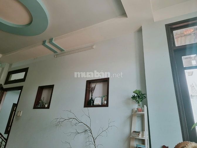 BÁN NHÀ ĐẸP MẶT TIỀN CÔNG VIÊN
