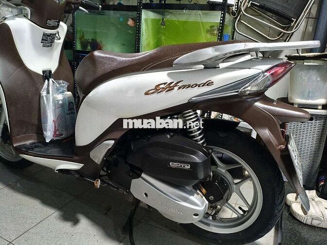 Nhà dư dùng Honda SH Mode Trắng 2016 