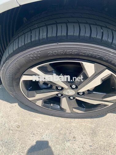 Xpander Premium 2023 Trắng.một chủ mua mới