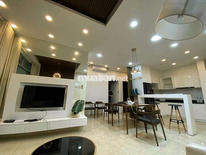 CHỦ CẦN BÁN CĂN 3PN VIEW HỒ BƠI CỦA CHUNG CƯ