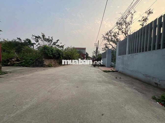 Bán lô góc 282m2 - trong đó 200m2 thổ cư -82 đất vườn