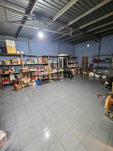 Siêu Ngộp - Mặt Tiền Lạc Long Quân cho thuê 50triệu/tháng - 31 TỶ