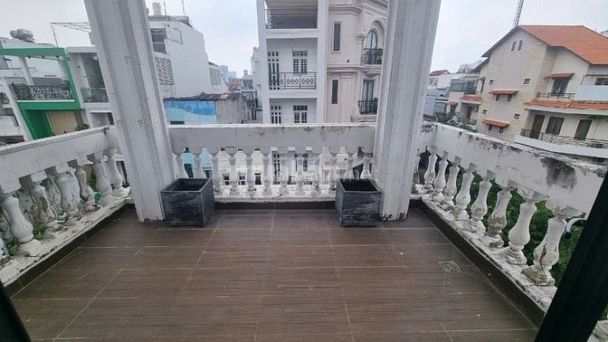 Nhà 4x18 kết cấu 4 Tầng mặt tiền đường số Tân Quy cũ, vị trí đẹp