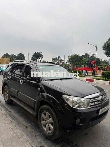 Toyota Fortuner 2009 Đen