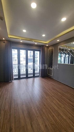 Nhà 4x18 kết cấu 4 Tầng mặt tiền đường số Tân Quy cũ, vị trí đẹp
