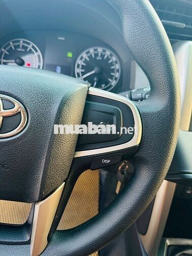Toyota Innova 2018 2.0E MT Bạc