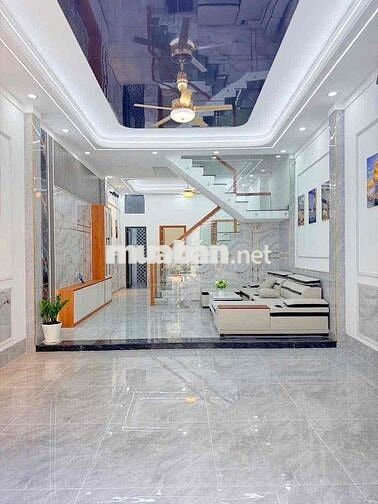 CÙNG TẦM TIỀN 3 TỶ 8 — NHIỀU NGƯỜI VẪN ĐANG PHÂN VÂN GIỮA “MUA XA” HAY