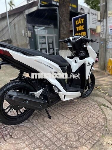 Honda Vario 150 2022 Trắng đen